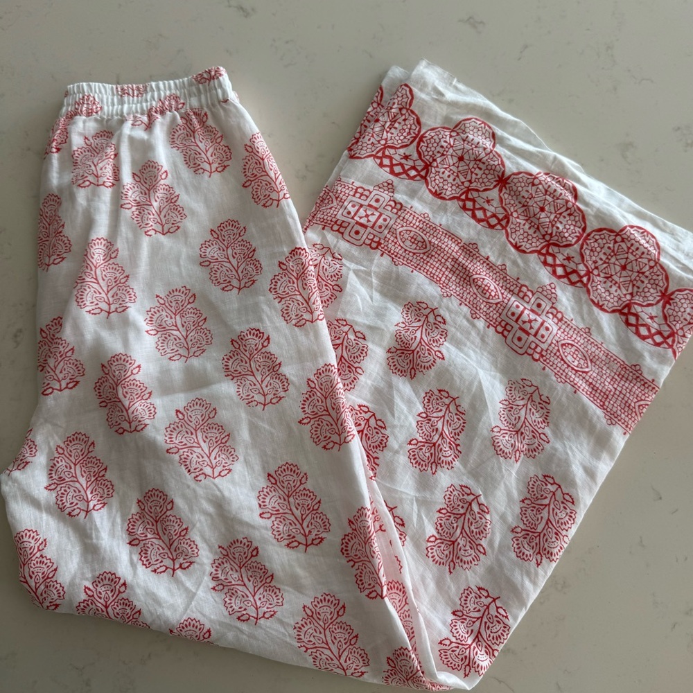 Roller Rabbit White and coral pants size xs never worn